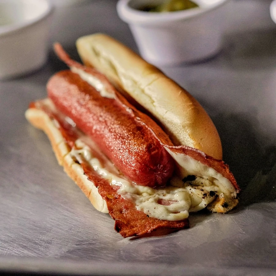 [Imagen de Hot Dog Tocino y Queso]